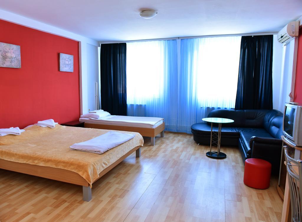 Hostel Milkaza Novi Sad Dış mekan fotoğraf