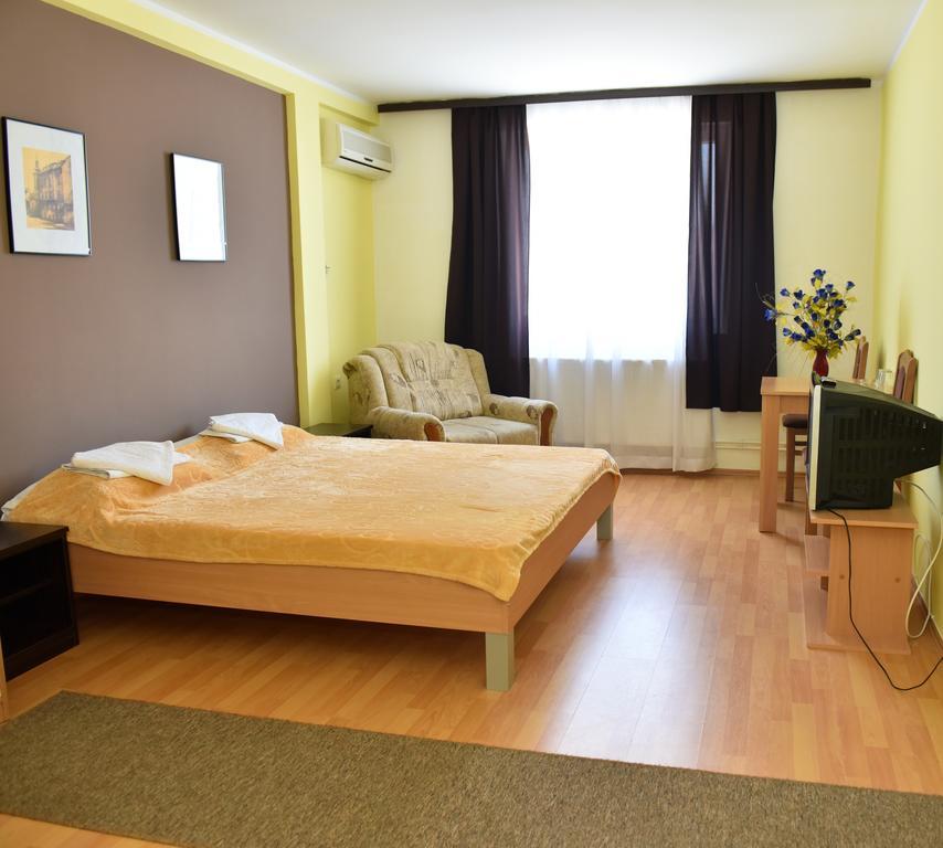 Hostel Milkaza Novi Sad Dış mekan fotoğraf