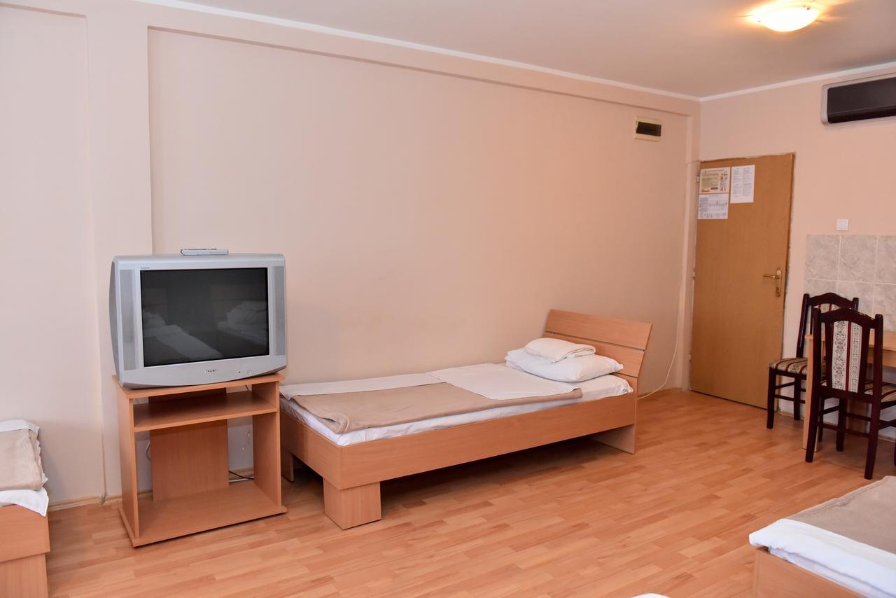 Hostel Milkaza Novi Sad Dış mekan fotoğraf