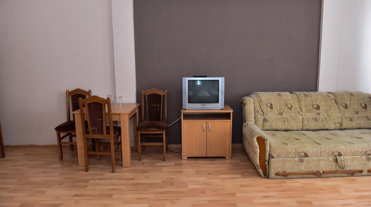 Hostel Milkaza Novi Sad Dış mekan fotoğraf