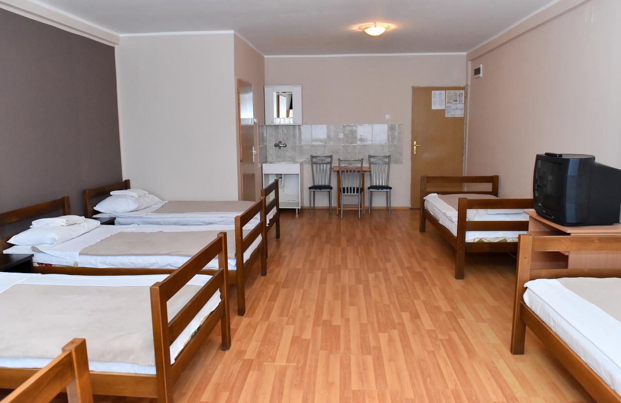 Hostel Milkaza Novi Sad Dış mekan fotoğraf