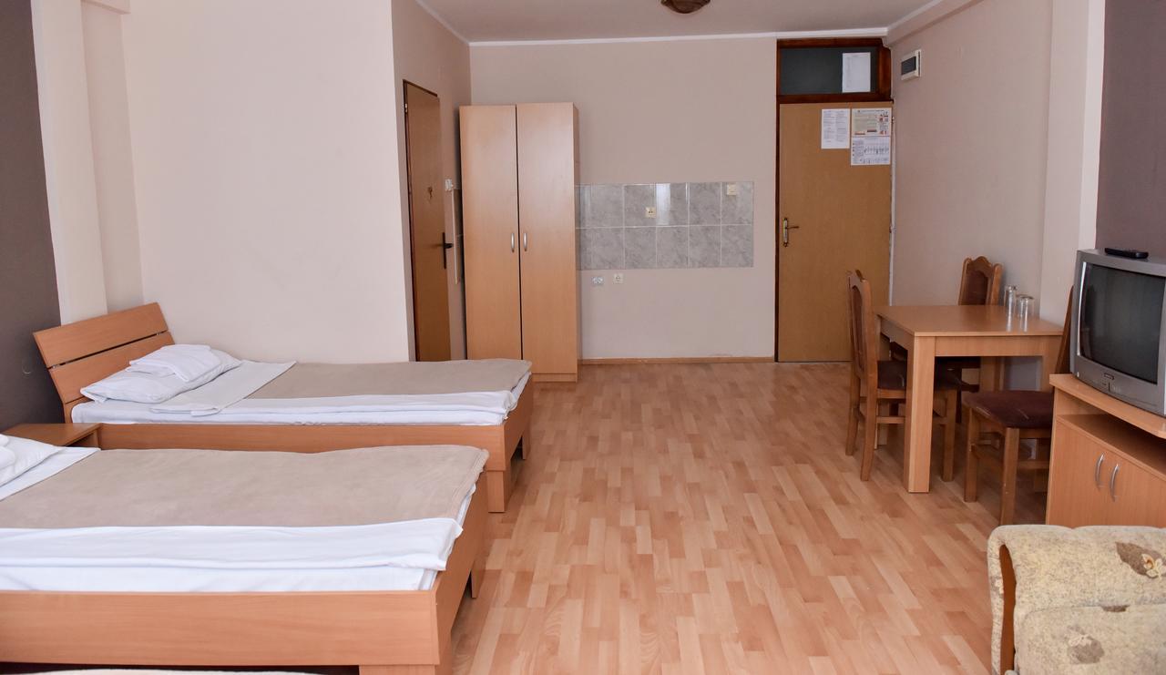 Hostel Milkaza Novi Sad Dış mekan fotoğraf