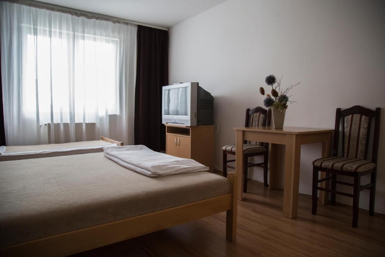 Hostel Milkaza Novi Sad Dış mekan fotoğraf